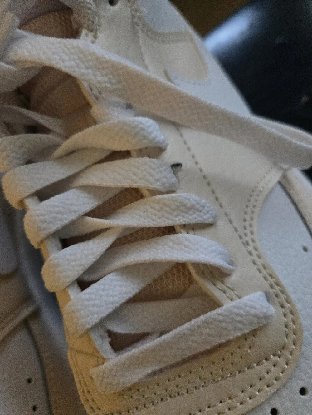 Nike women clean